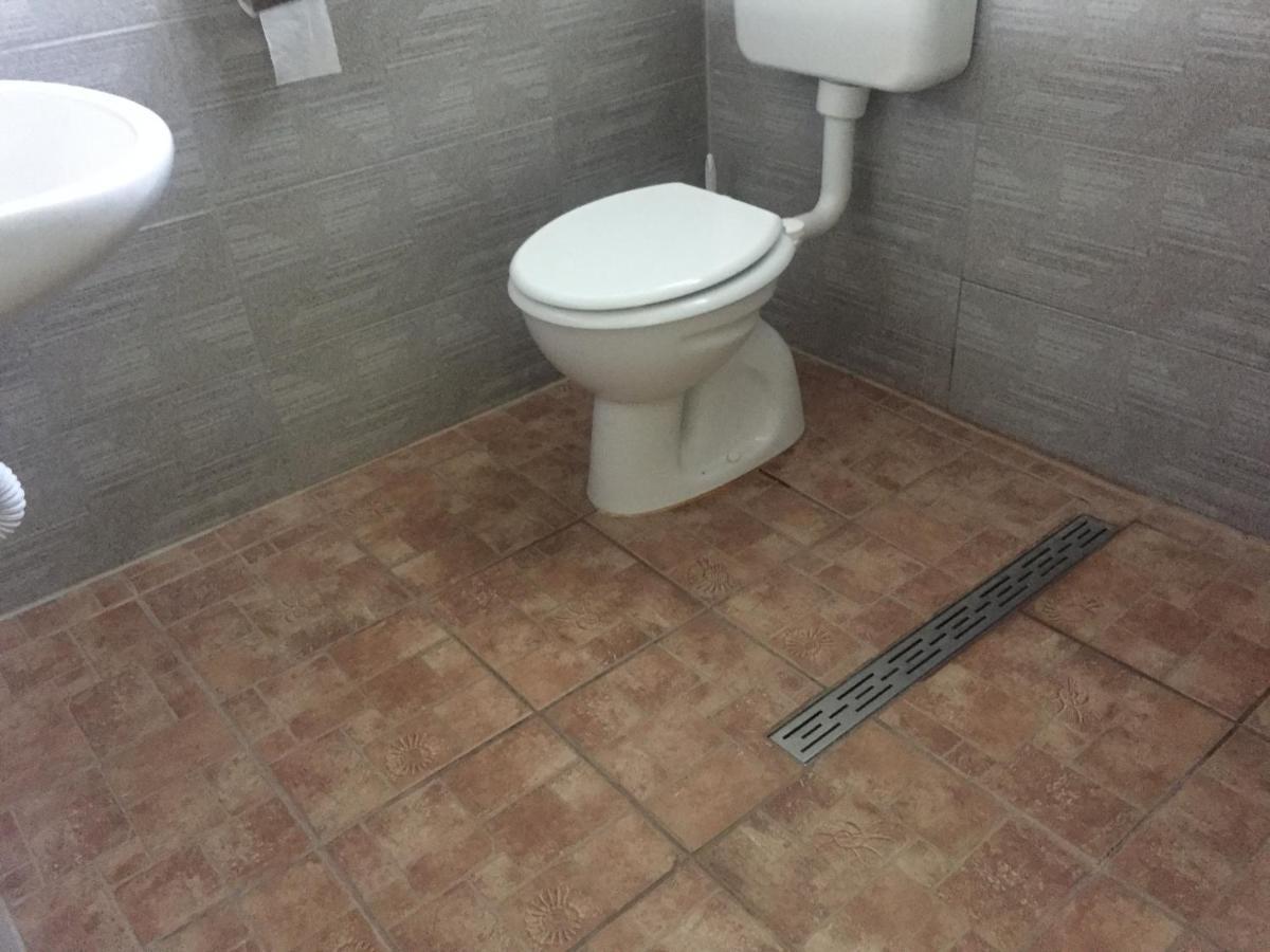 Bungalow Park Hotel Сентендре Екстериор снимка